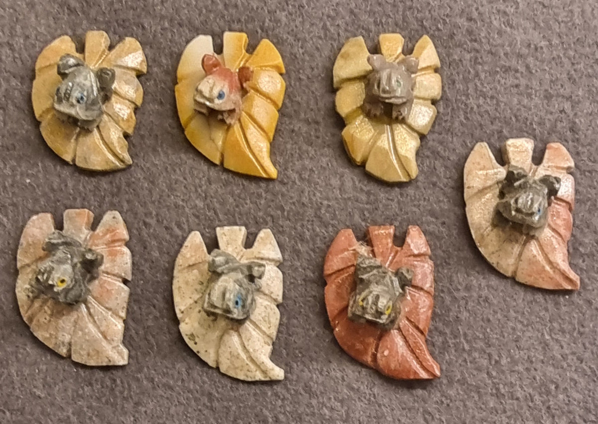Frosk på blad i kleberstein