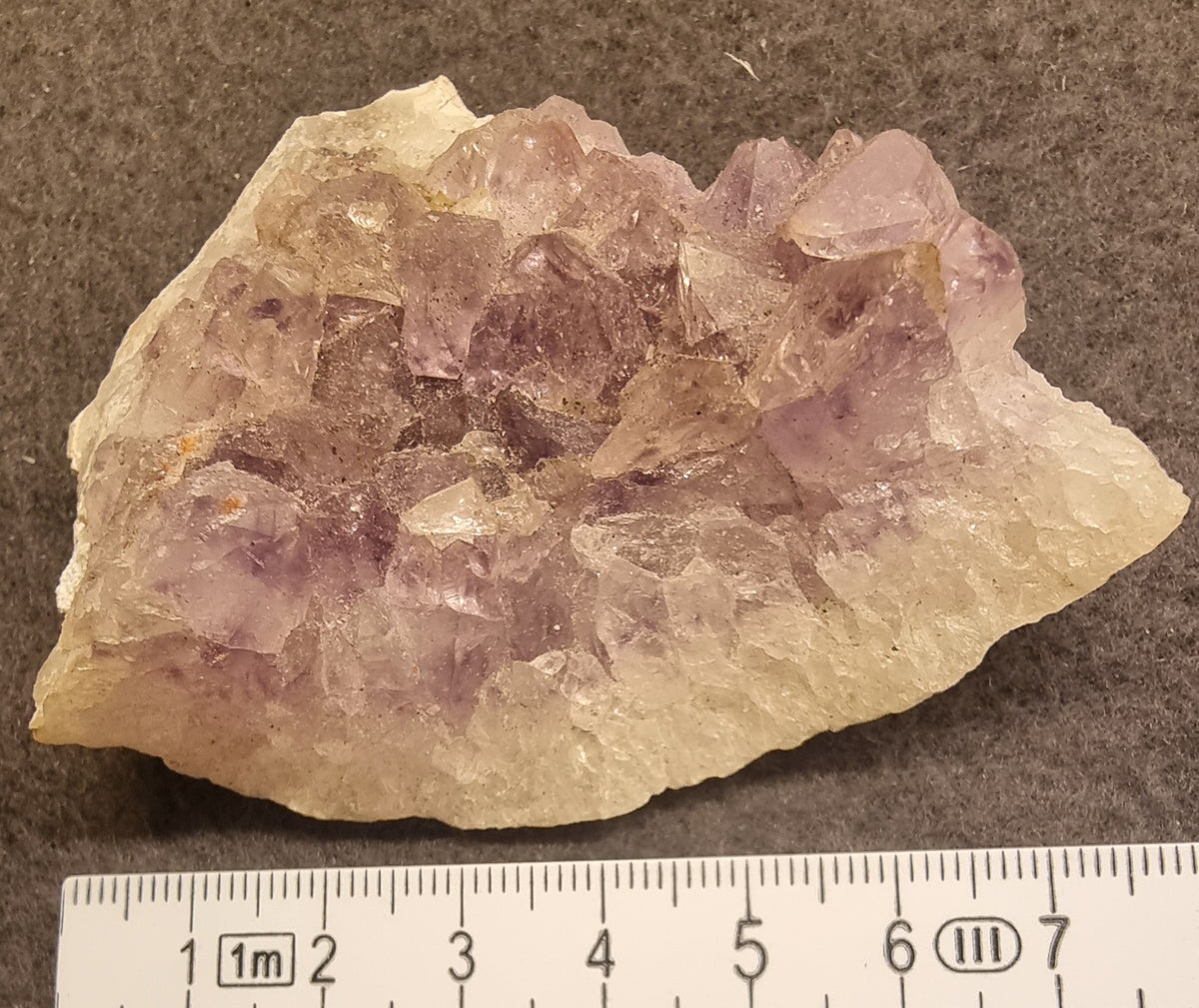Ametyst krystallstykke – ca. 8 cm