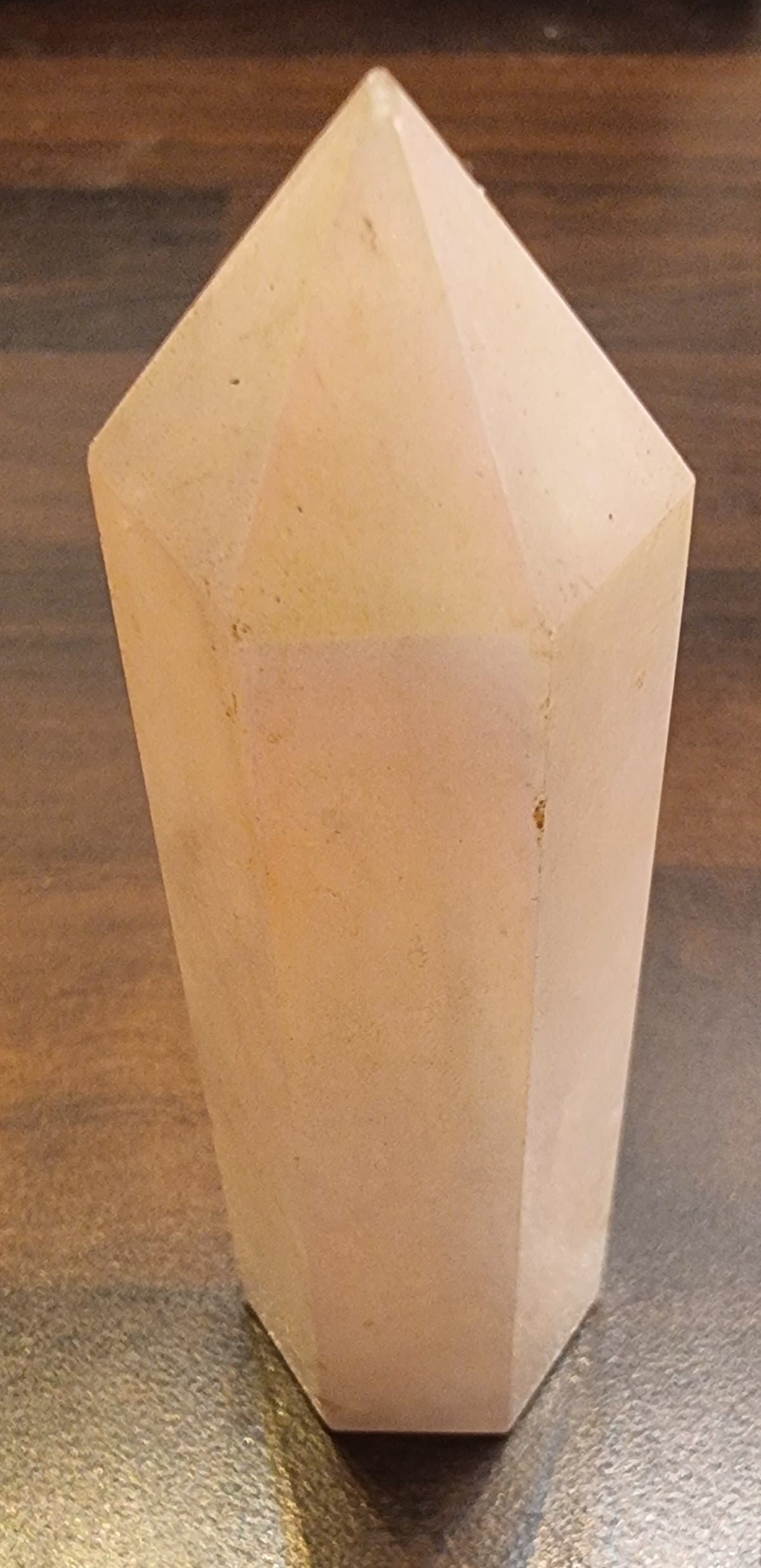 Coated rosenkvarts tårn – ca. 8–9 cm