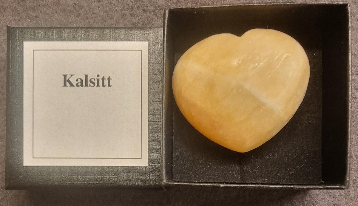 Kalsitt hjerte i gaveeske