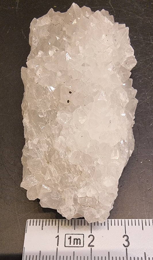 CALCITTDRUSE MED LYSE KRYSTALLER – 89 G