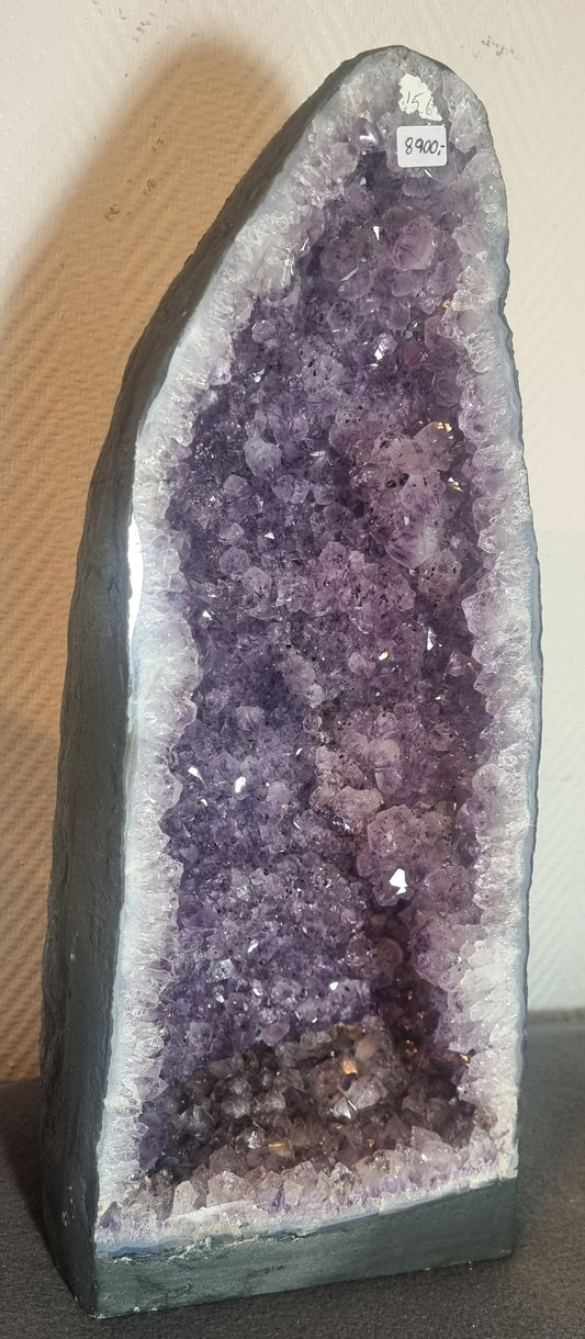 Ametystgrotte 15,6 kg. – bilde 2 av 4