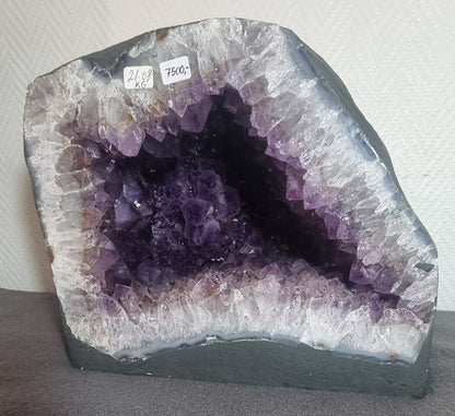Ametystgrotte 21,08 kg – bilde 3 av 4