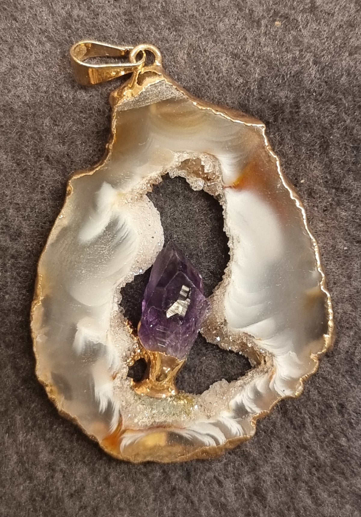Agatgeode-anheng med ametyst