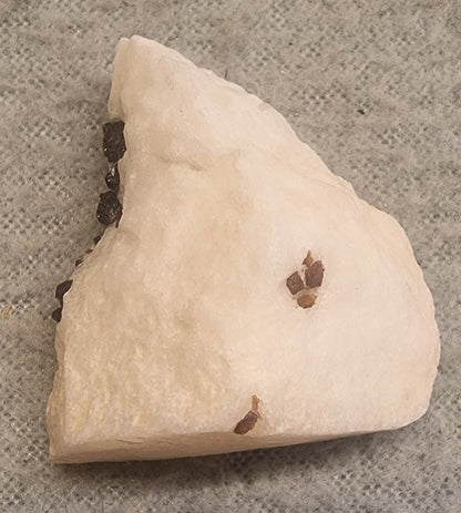 Pyrop i kromholdig diopsid – Almklovdalen, Norge