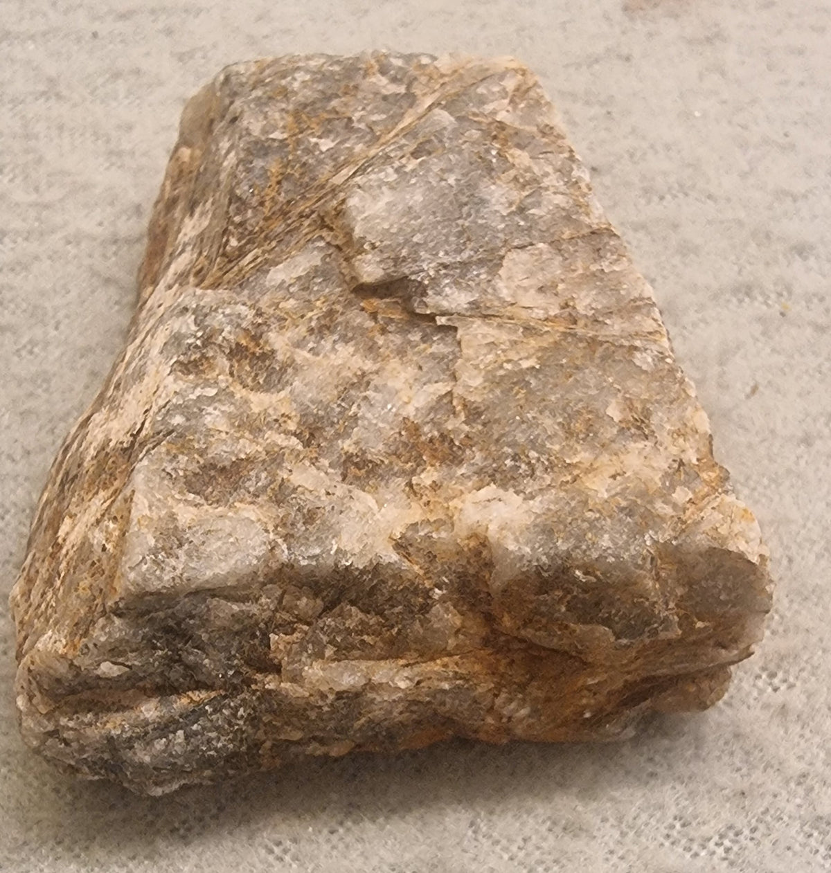 Aktinolitt – rå mineralprøve – BRD