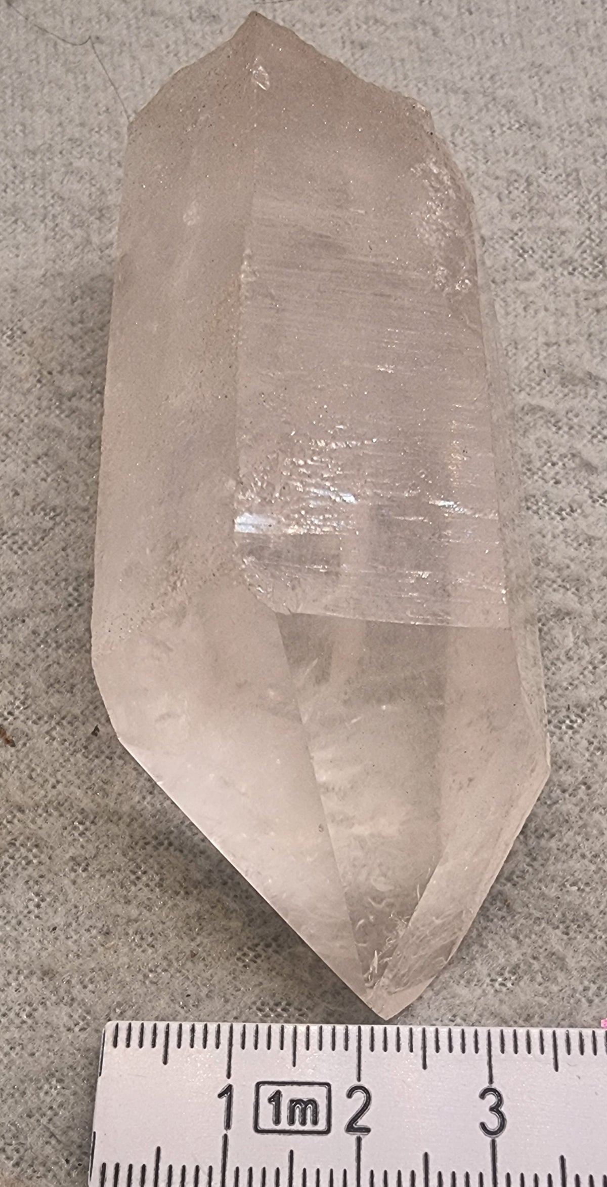 🛍️ Bergkrystall – stor naturlig kvartskrystall