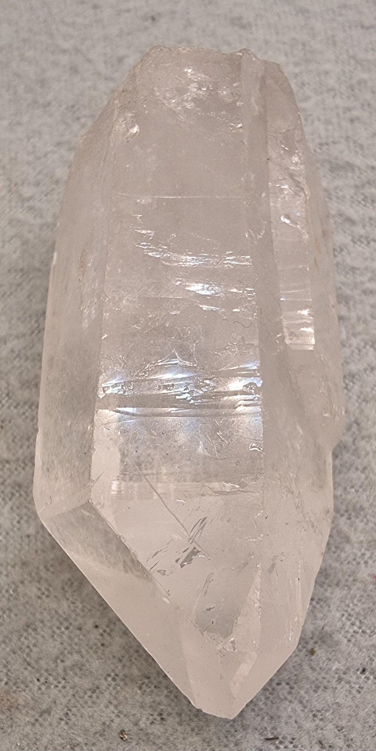 🛍️ Bergkrystall – stor naturlig kvartskrystall