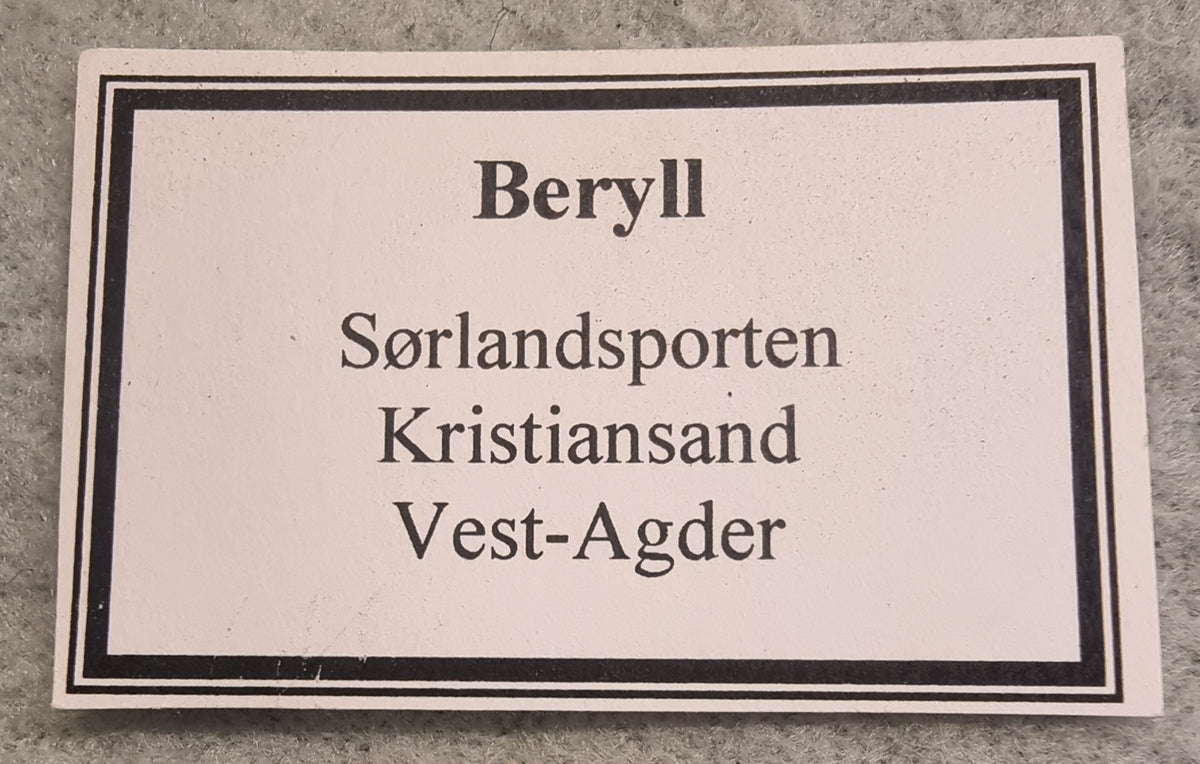 BERYLL I PEGMATITT – SØRLANDSPORTEN, KRISTIANSAND