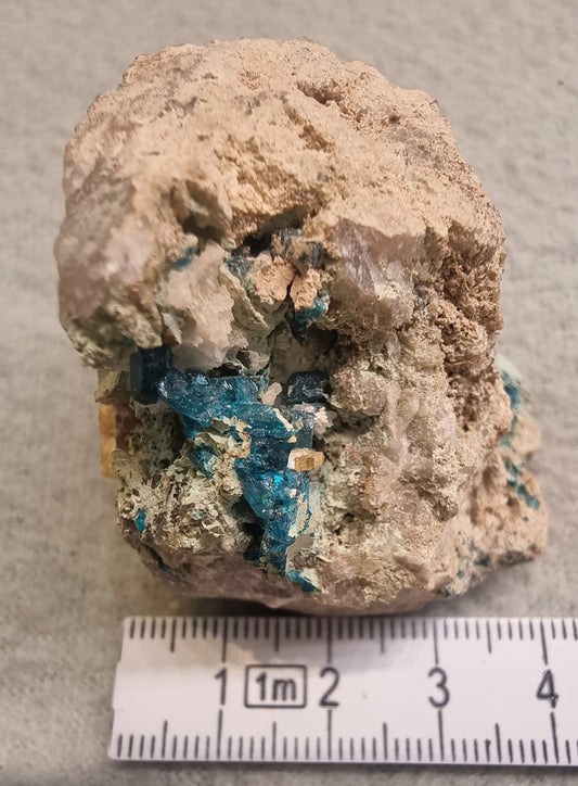 DIOPTAS – OMAUE MINE, KAOKOVELD, NAMIBIA
