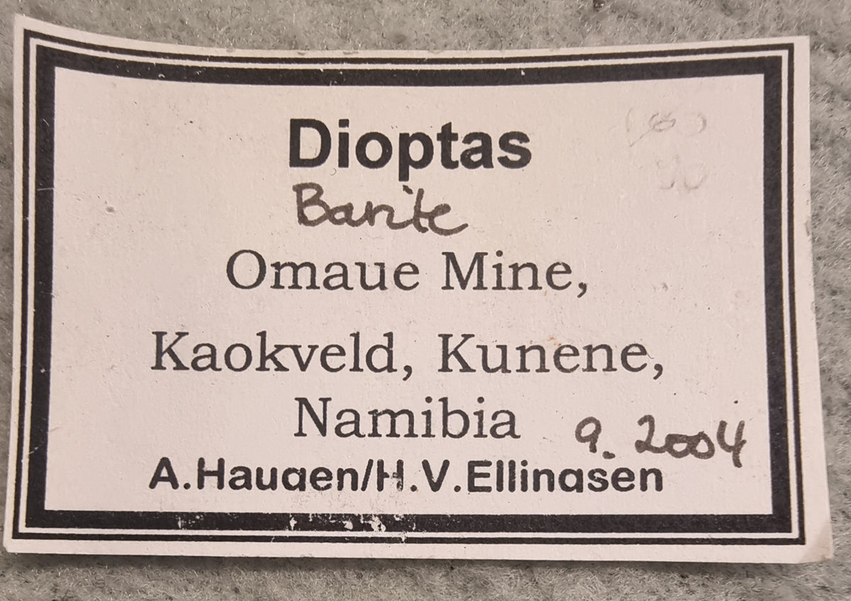 DIOPTAS – OMAUE MINE, KAOKOVELD, NAMIBIA
