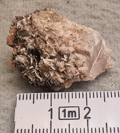 DOLOMITT MED TREMOLITT – HAMMERFALL, SØRFOLD