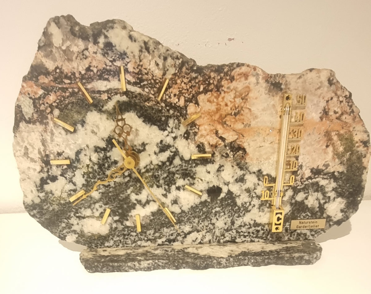 NATURSTEINSKLOKKE MED TERMOMETER – GARDERFJELLET