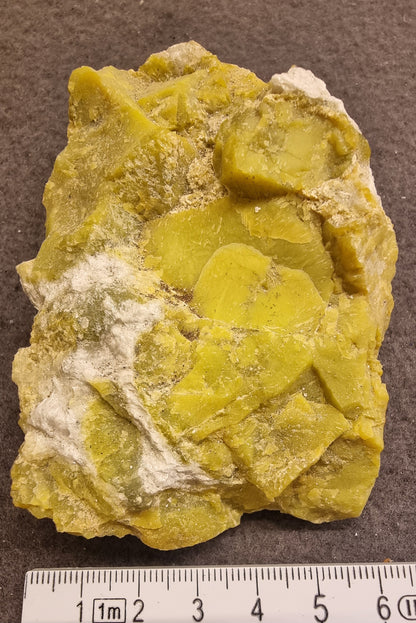 Olivine Opal – rått samlerstykke