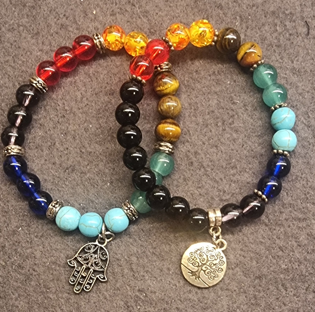 7 Chakra-armbånd – med Hamsa-hånd / Livets tre