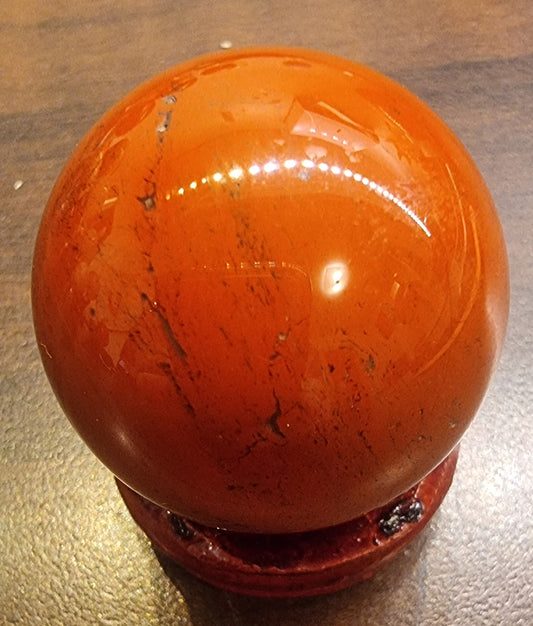 Rød jaspis kule – ca. 30 mm