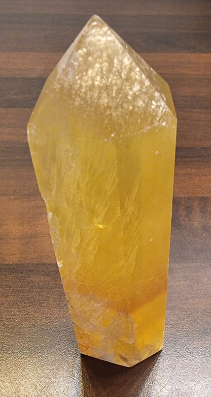 Honningkalsitt tårn – ca. 11 cm