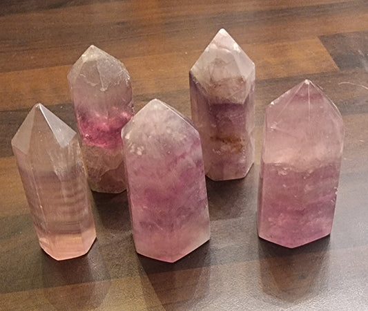 Fluoritt tårn – ca. 6–7 cm