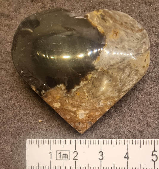 Brun aragonitt hjerte – ca. 5,5–6 cm