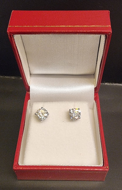 Lab-grown diamantøredobber – 2,02 ct – E–F / VS1–VVS1 – 14K hvitt gull