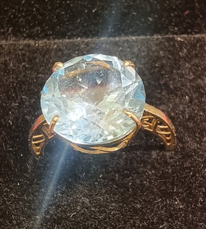 Blå topasring – 7,44 ct – 14K gult gull
