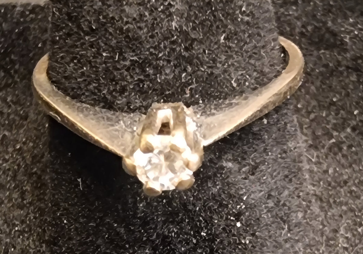 Fransk diamantring – 0,10 ct naturlig diamant – 18K hvitt gull