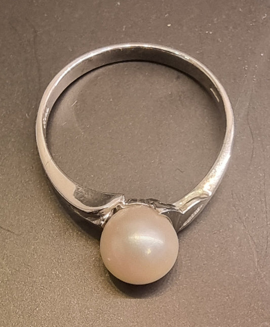Akoya-perlering – 7,16 mm – 18K hvitt gull – Italia