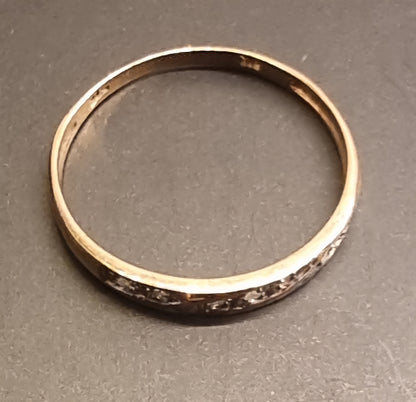 Vintage diamantring i 9 kt gull – ca. 0,04 ct