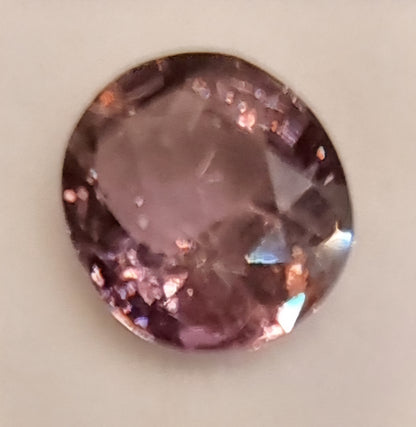 Naturlig rosa-lilla spinell – 2,28 ct – IGI-sertifisert