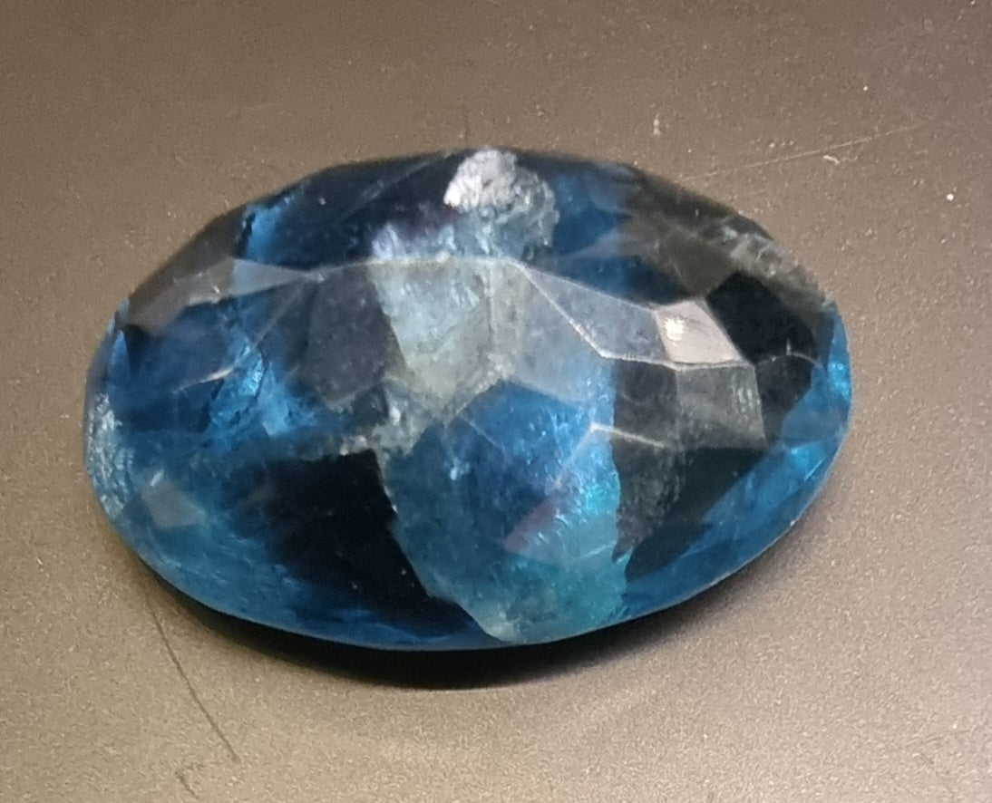 Naturlig blågrønn fluoritt – 40,71 ct – IGI