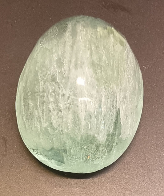 Naturlig gulgrønn fluoritt – 44,09 ct – IGI-sertifisert