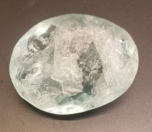 Naturlig gulgrønn fluoritt – 37,34 ct – IGI-sertifisert