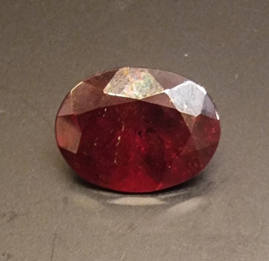 Naturlig spessartingranat – 8,07 ct – IGI-sertifisert