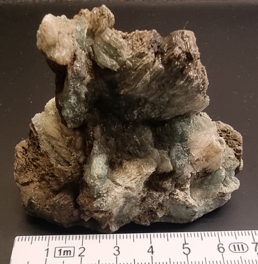 Grønn apofyllitt – naturlig mineralstykke fra India