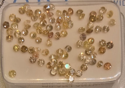 94 naturlige fargede diamanter – 1,00 ct totalt – AIG-rapport