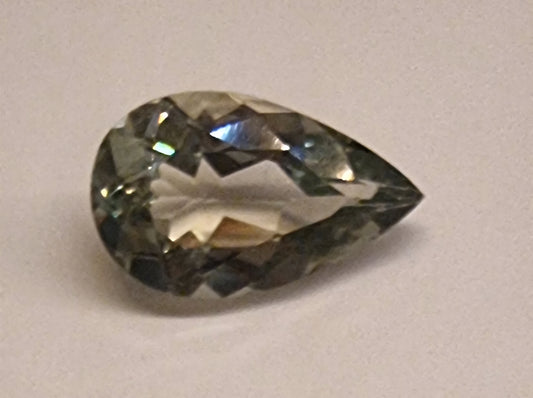 Naturlig grønn apatitt 3,43 ct – GIT-sertifisert
