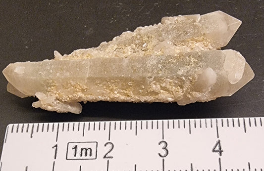 BERGKRYSTALL MED FIN DRUSEVEKST