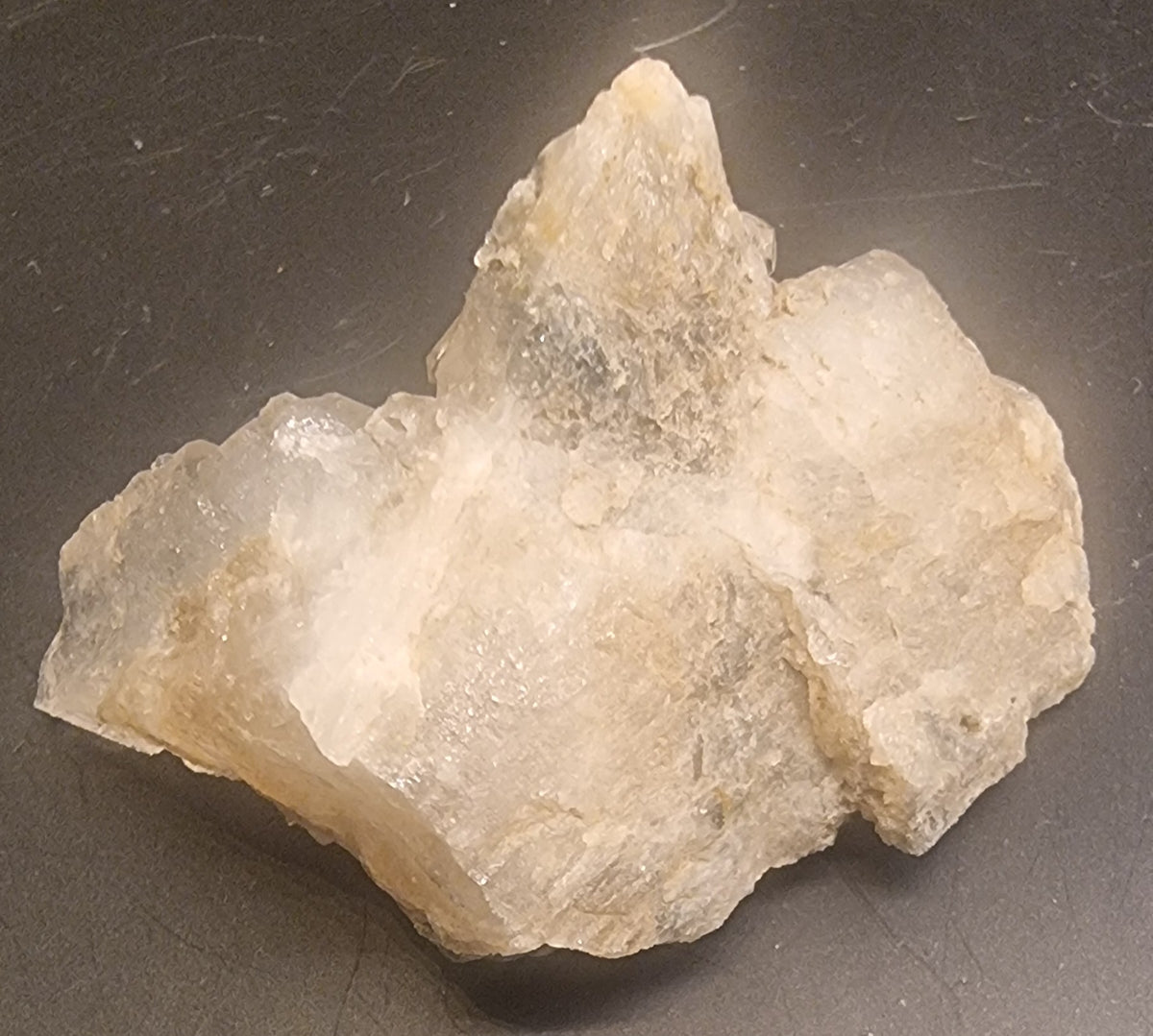 BERGKRYSTALL MED SEKUNDÆRKRYSTALLER – 12 G