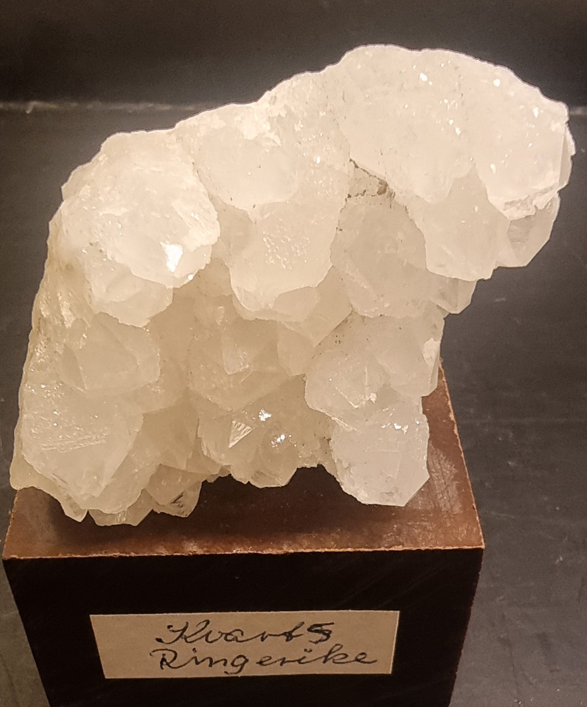 KALSITTGRUPPE – RINGERIKE, NORGE