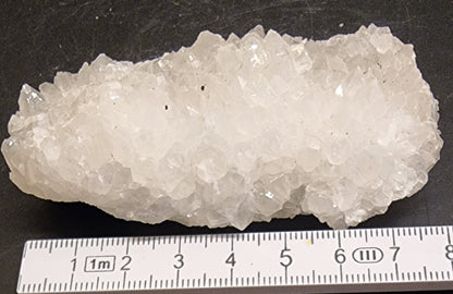 CALCITTDRUSE MED LYSE KRYSTALLER – 89 G