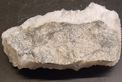 CALCITTDRUSE MED LYSE KRYSTALLER – 89 G