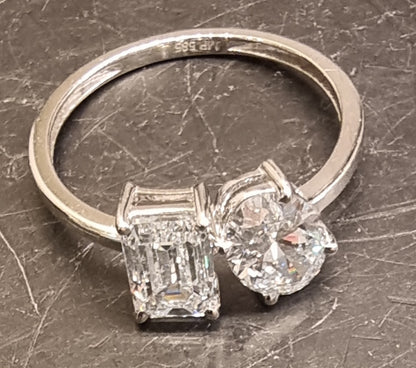 TOI ET MOI-RING MED 2,01 CT LABORATORIEDYRKEDE DIAMANTER – 14 KT HVITT GULL