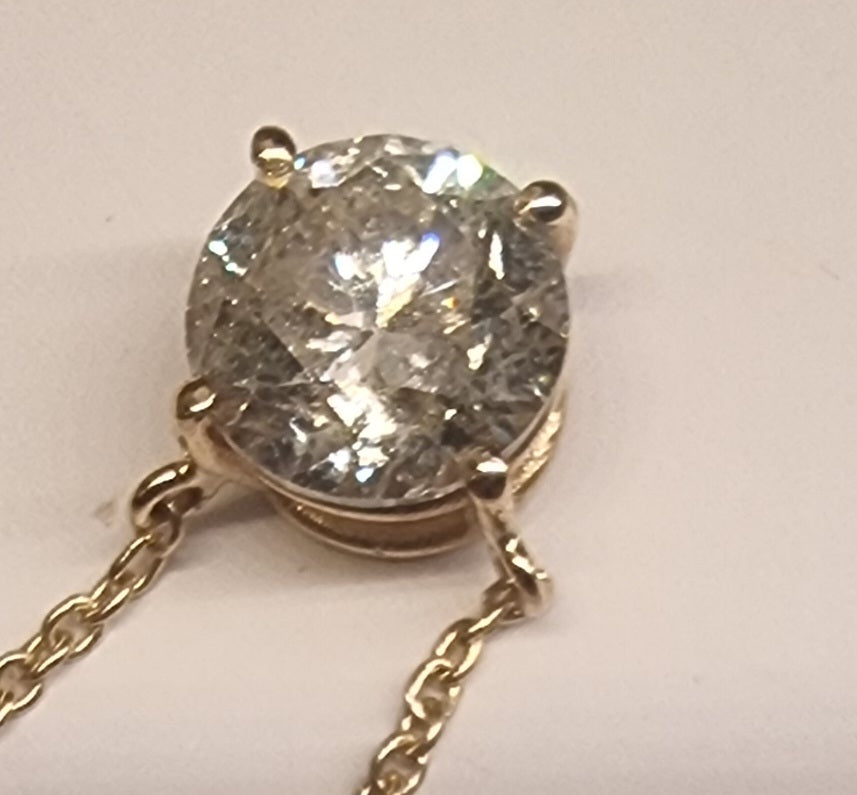 DIAMANTANHENG MED KJEDE – 1,67 CT NATURLIG DIAMANT – 14 KT GULL